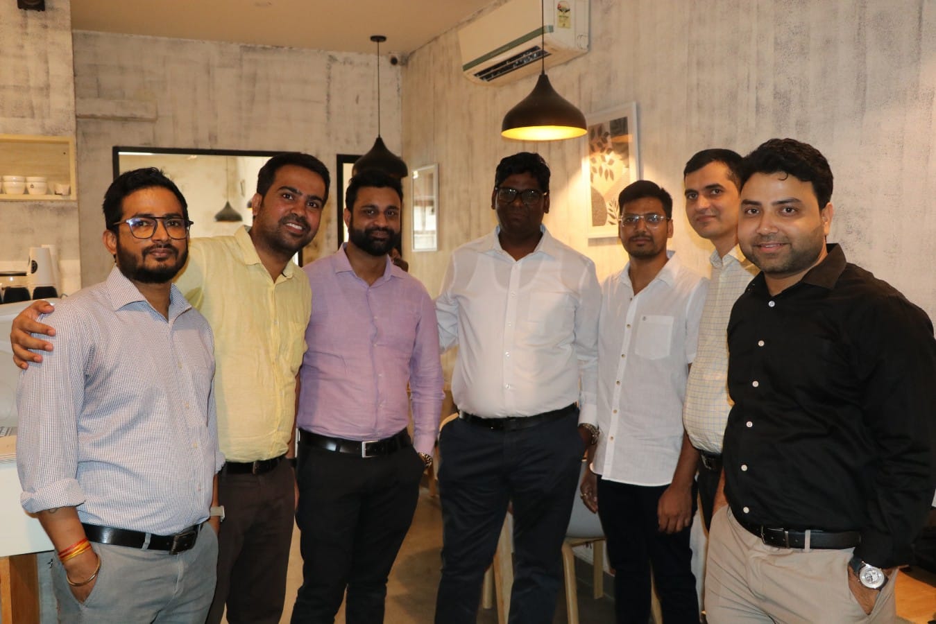 pranav-jha-with-Manish-chauhan-yogesh-thakur
